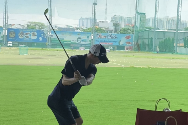 Khách hàng trúng thưởng dịp lễ 30/4 - 1/5